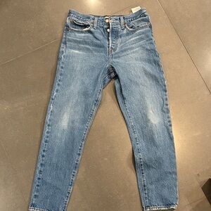 Levi’s wedgie jeans size 27